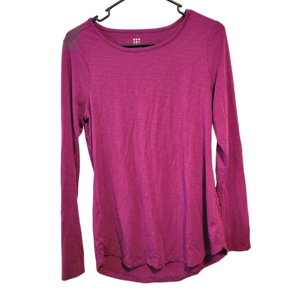 Title Nine Purple Athletic Long Sleeve Top Size Small Cut Out Back